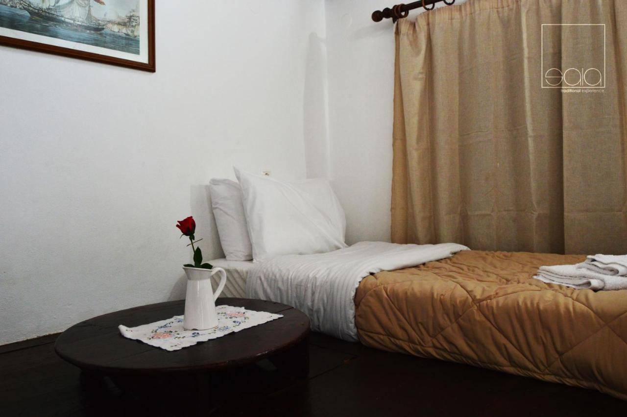 Sala Traditional Experience. Lindos Apartment Bagian luar foto