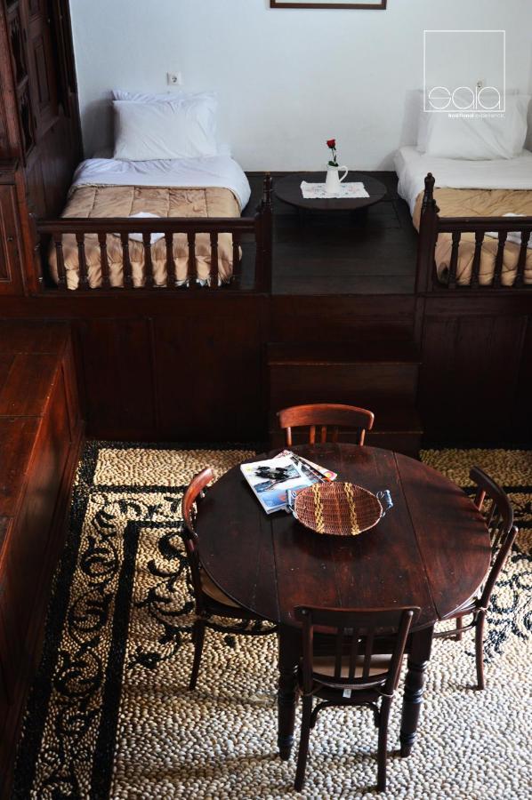 Sala Traditional Experience. Lindos Apartment Bagian luar foto